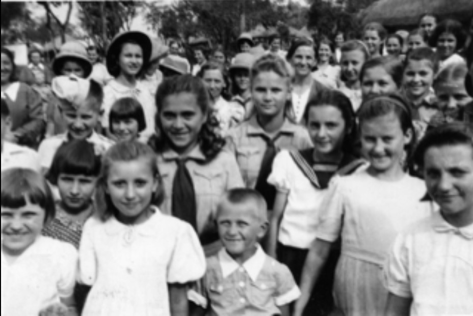masindi group of polish refugee children